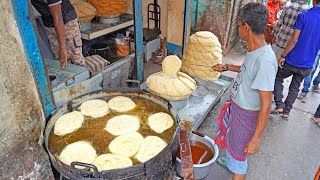 Traditional Bengali Food Shemai Frying in Gallons of Oil  Bangladeshi Street Food [upl. by Ylimme]