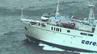 MALTEMPO E MARE MOSSO A CAPRI DIFFICOLTA IN NAVIGAZIONE PER NAVE NAIADE DELLA CAREMAR  1 [upl. by Zeugirdor]