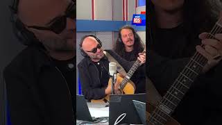 Negramaro Giuliano Sangiorgi ricorda Pino Daniele cantando Je so’ pazzo su RDS con Giovanni Vernia [upl. by Eanom57]