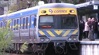 Sparks on the Glen Waverley line  June 2006 [upl. by Joe626]