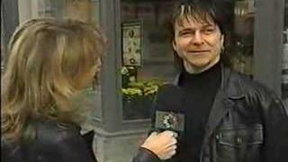 GOWAN  Interview Promoting Au Quebec [upl. by Notlimah]