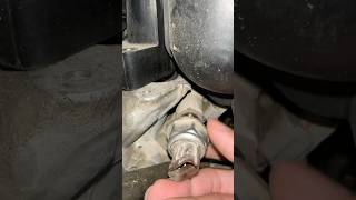 How to Removel fuel pressure sensor mechanic [upl. by Yras]