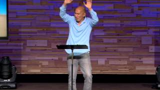 Pastor Francis Chan Predicando en Español en El Encuentro de Saddleback [upl. by Nichy247]