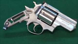 Ruger Super Redhawk Alaskan quotMust Havequot Revolver Review weaponseducation [upl. by Nnyroc784]