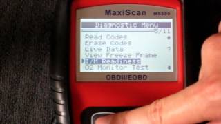 MaxiScan ms509 OBD2 scanner with Honda Civic 2001 [upl. by Maria71]