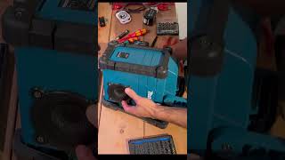 Makita DMR107 Reparatur diy repair makita soldering electronics [upl. by Ludovick]