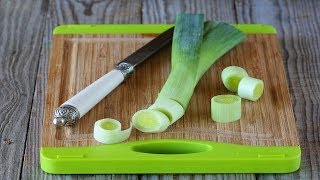 Leeks Health Benefits  Nutritionist Karen Roth  San Diego [upl. by Tessler]