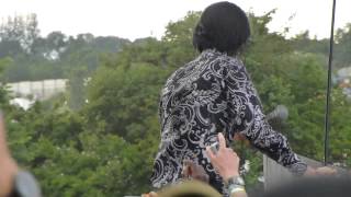 Nick Cave Crowd Walking Glastonbury 2013  Stagger Lee [upl. by Ahgiel]