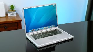 Apples 7500 Laptop From 2002 [upl. by Sedrul990]