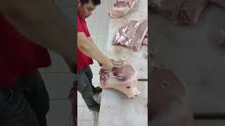 How to Quickly Split a Whole Piece of Pork [upl. by Obeng]