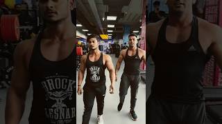 Gyming walk gymbuddy gympartner motivation bodybuilders [upl. by Warrick915]