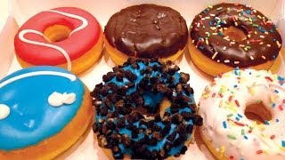 NEJCHUTNĚJŠÍ ORIGINÁLNÍ DONUTS RECEPT AMERICKÉ KOBLIHY RECEPT VČETNĚ RECEPT NA POPULÁRNÉ POLEVY [upl. by Bette]