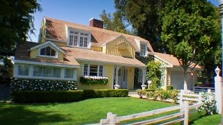 Wisteria Lane of Desperate Housewives Universal Studios Hollywood [upl. by Emmerich564]