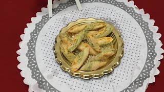 Biscotti per cani Biscotti tagliatiCantucci Carota prezzemolo e parmigianoSfizi a 4 zampe [upl. by Leoni]