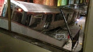 Video shows train derailing at OHare station [upl. by Nyrac]