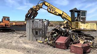 Old school Kobelco 290 shear vs scrap trailer [upl. by Muire397]