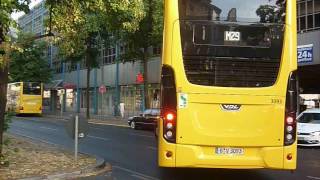 Linie M29 trötet sich am Hermannplatz den Weg frei [upl. by Loresz]