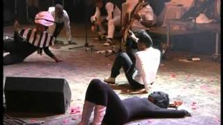 Janelle Monae Come Alive The War of The Roses Glastonbury 2011mpg [upl. by Aicxela]