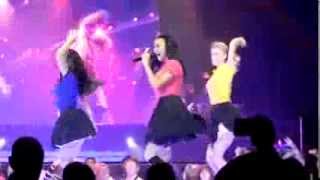 Glee Live 2011 O2 Arena  Valerie Mic goes off [upl. by Notnroht]