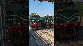 Green Line overtake Fareed Express viral viralvideo [upl. by Nogam]