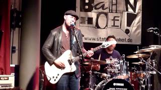 Henrik Freischlader  Gimme All You Got  Schweinfurt 23102014 [upl. by Woodie]