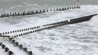 Storm en hoogwater in Vlissingen [upl. by Llenna]