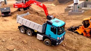 Mercedes Arocs 6x6 3way tipper and OampK RH66 excavator ScaleART Premacon [upl. by Loughlin884]