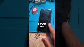 Il répare un iPhone luimême et ça tourne mal  reparation iphone diy smartphone [upl. by Duvall]