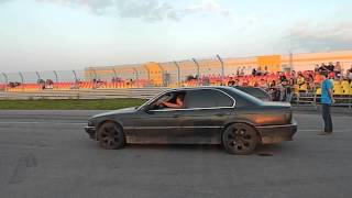 mercedes c200 kompressor VS bmw 740 [upl. by Nobie]