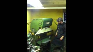 Di acro press brake [upl. by Asimaj]