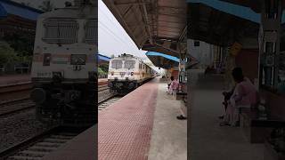 আপ হাওড়া জব্বলপুর শক্তিপুঞ্জ এক্সপ্রেস🔥shorts railway train ytshorts wap7 viral trains [upl. by Eynenihc]