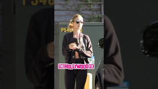 Rosie HuntingtonWhiteley Keeps Her Stunning Figure In Shape With An Early Morning Trip To The Gym [upl. by Saixela171]