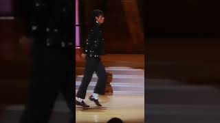 Michael Jackson Motown 25 Moonwalk [upl. by Rosenkranz]