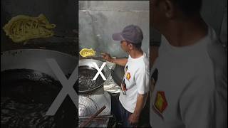 Goreng kerupuk jangan salah caragorengkerupuk [upl. by Enylecoj]