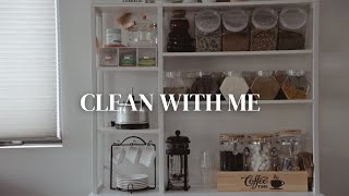 Kitchen Organization Vlog 👩🏻‍🍳 Satisfying Clean and Restock Spice Jars 🫙 [upl. by Pelligrini949]