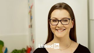 Tipps zum Start auf LinkedIn Das perfekte Profilfoto für ein Karrierenetzwerk [upl. by Giusto]