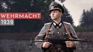 WEHRMACHT 1939  Offizier im Polenfeldzug erklärt [upl. by Ahsiekam]