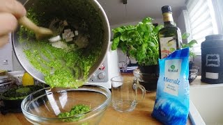 BasilikumPesto herstellen  Test  Küchenmaschine mit Kochfunktion  Aldi Süd  studio Mixer [upl. by Atteuqihc461]