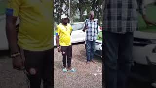 Le constat des taxis garés à la mairie de Moanda Que se passe t’il [upl. by Nauqat]