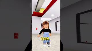 I DID CRAZY BACKPACK DAY IN BROOKHAVEN roblox brookhaven [upl. by Gonick]