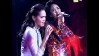 Azlina Aziz amp Siti Nurhaliza  Medley Wajah Siapa Di Hatimu  Mencari Mimpi [upl. by Dove453]