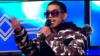 Daddy Yankee cantó quotLlegamos a la discoquot quotNo es culpa míaquot y quotLimboquot [upl. by Luamaj]