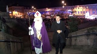 Un défilé attendu  SaintNicolas à SaintDié [upl. by Sidnac]