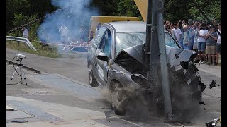 Peugeot 206 gegen Pfahl  Crashtest 2 Future Days 2022 I BFH [upl. by Keele142]