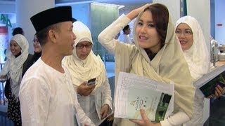 Ayu Tingting gelar pengajian jelang Umroh  Intens 5 Maret 2013 [upl. by Nnawtna]