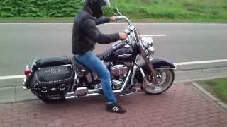 1st time on Harley Davidson Heritage Softail  exhaust sound [upl. by Igiul]