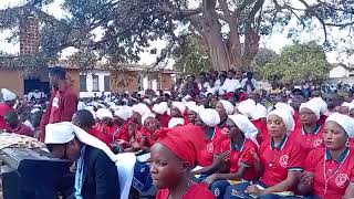 Newapoka Mfumu Yesu Ine NashukaWe are Catholics [upl. by Arnulfo213]