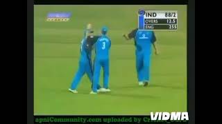 ANDREW CADDICK ALL 3 WICKETS TAKEN IN LG CUP ODI SERIES 2002 [upl. by Akir]