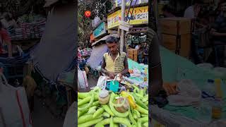 Yummy😋 Kacha Mitha Aam Chaat Of Kolkatashortsviral streetfood [upl. by Gavin]