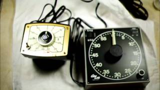 How to use analog darkroom enlarger timers [upl. by Ervine503]